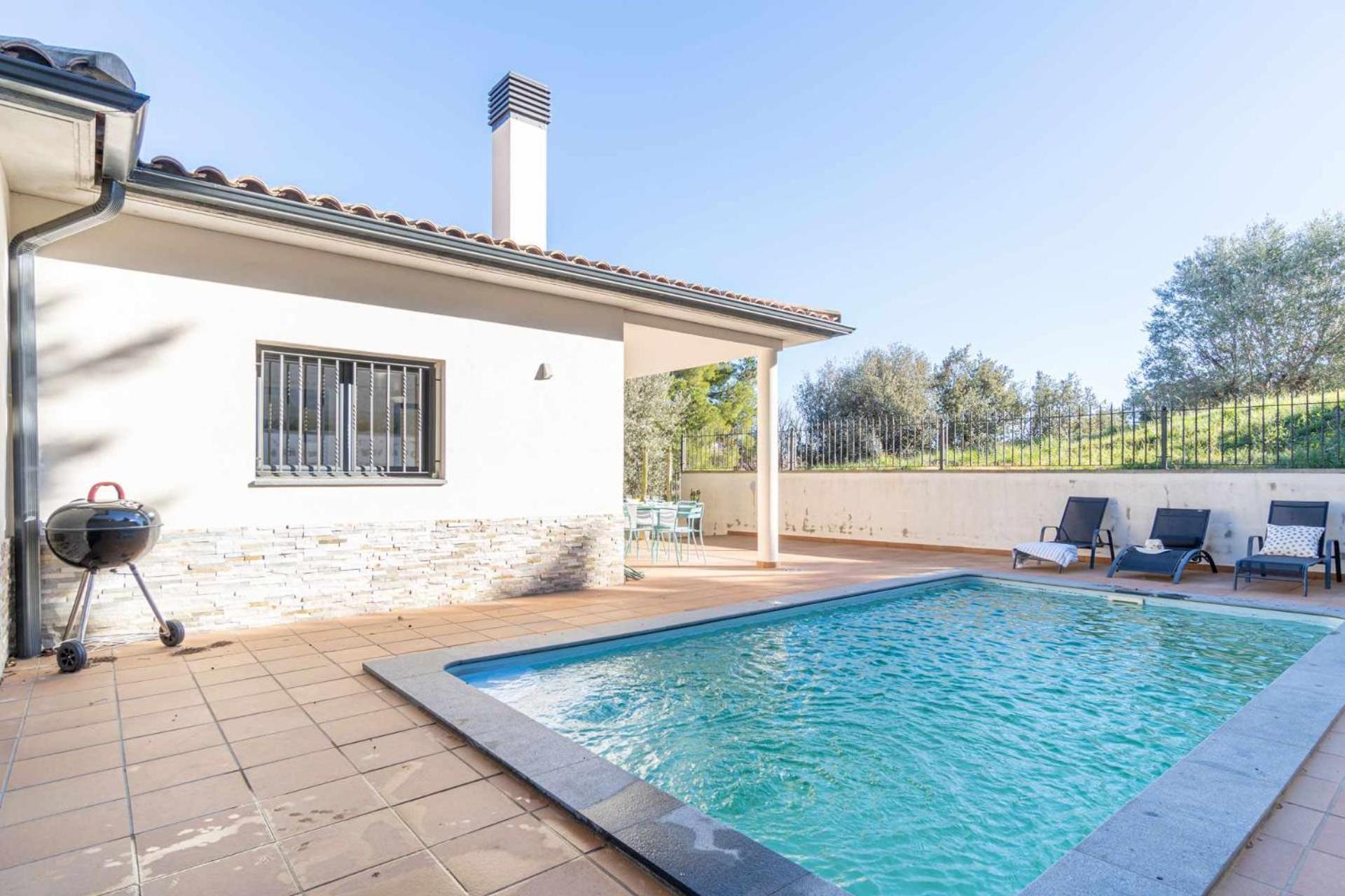 Jouvacations Villa Domenec Figueres  Exterior photo